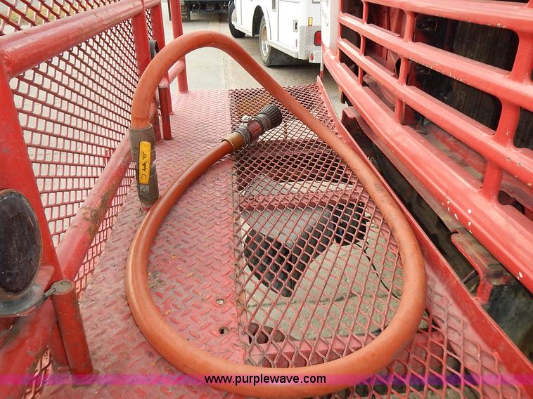 image for item L3553 1979 Ford F600 fire truck