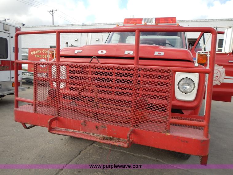 image for item L3553 1979 Ford F600 fire truck
