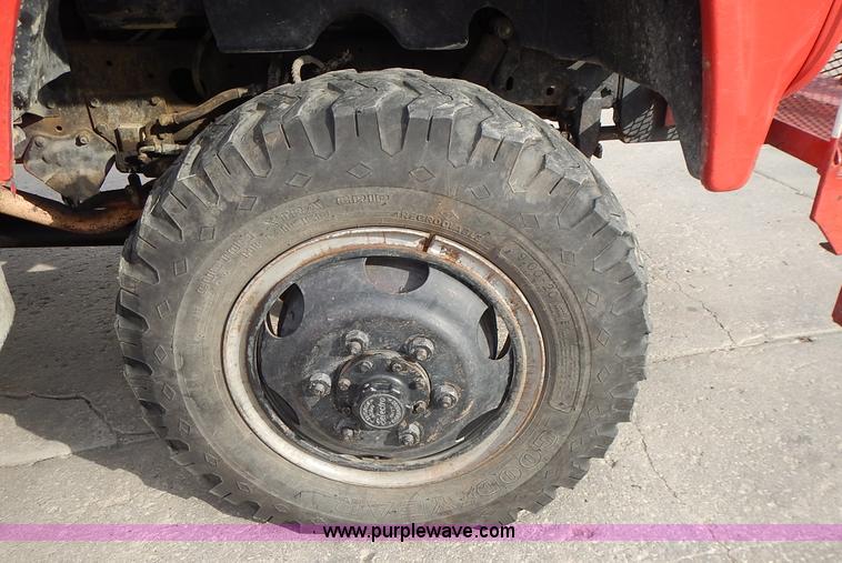 image for item L3553 1979 Ford F600 fire truck