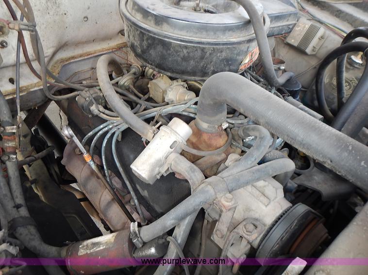 image for item L3553 1979 Ford F600 fire truck