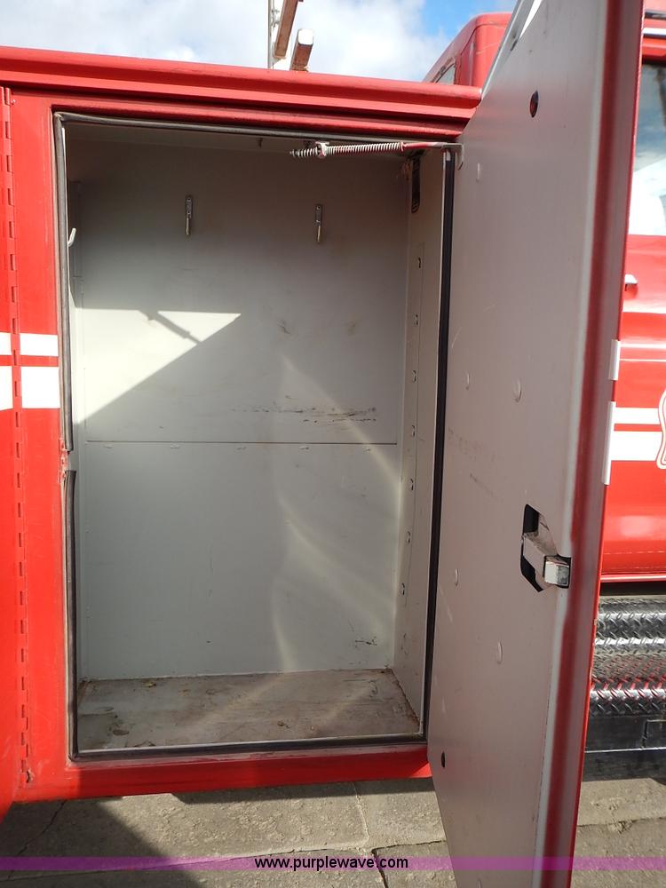 image for item L3553 1979 Ford F600 fire truck