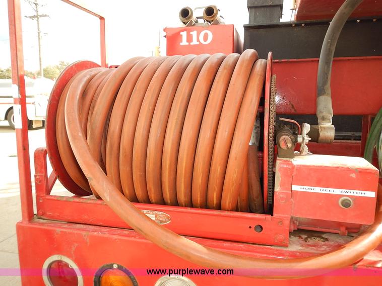 image for item L3553 1979 Ford F600 fire truck