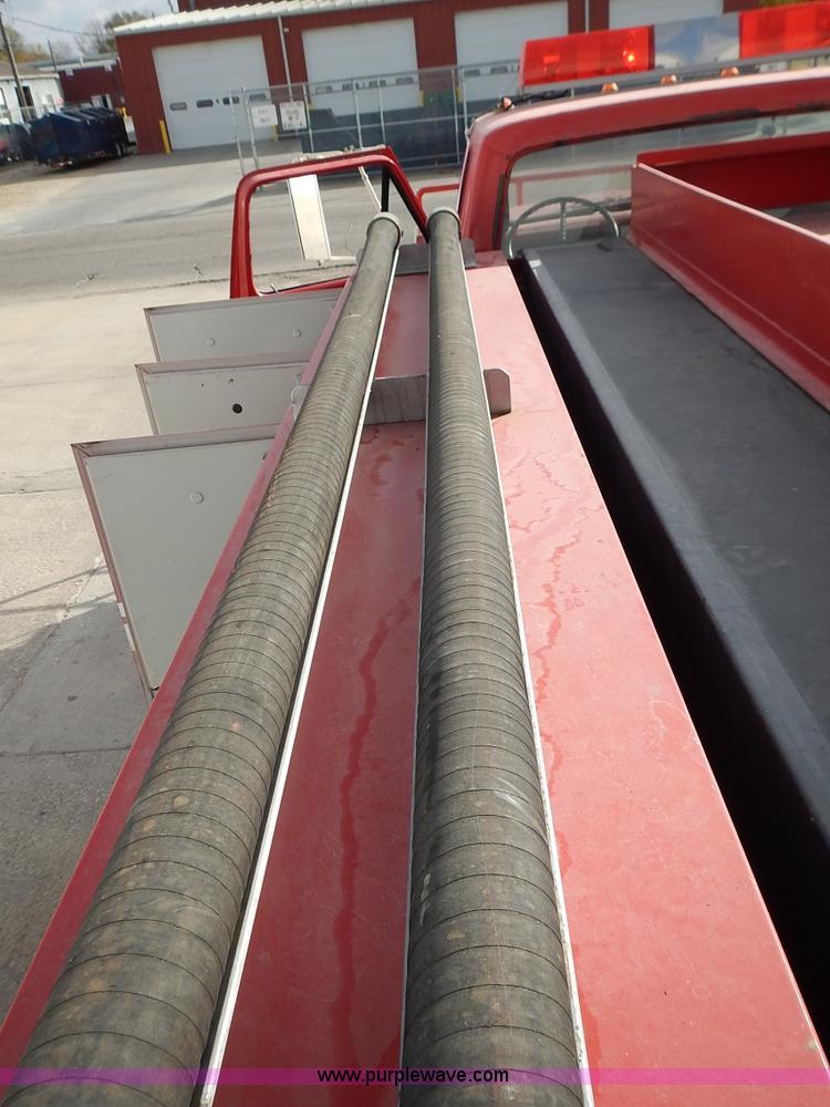 image for item L3553 1979 Ford F600 fire truck