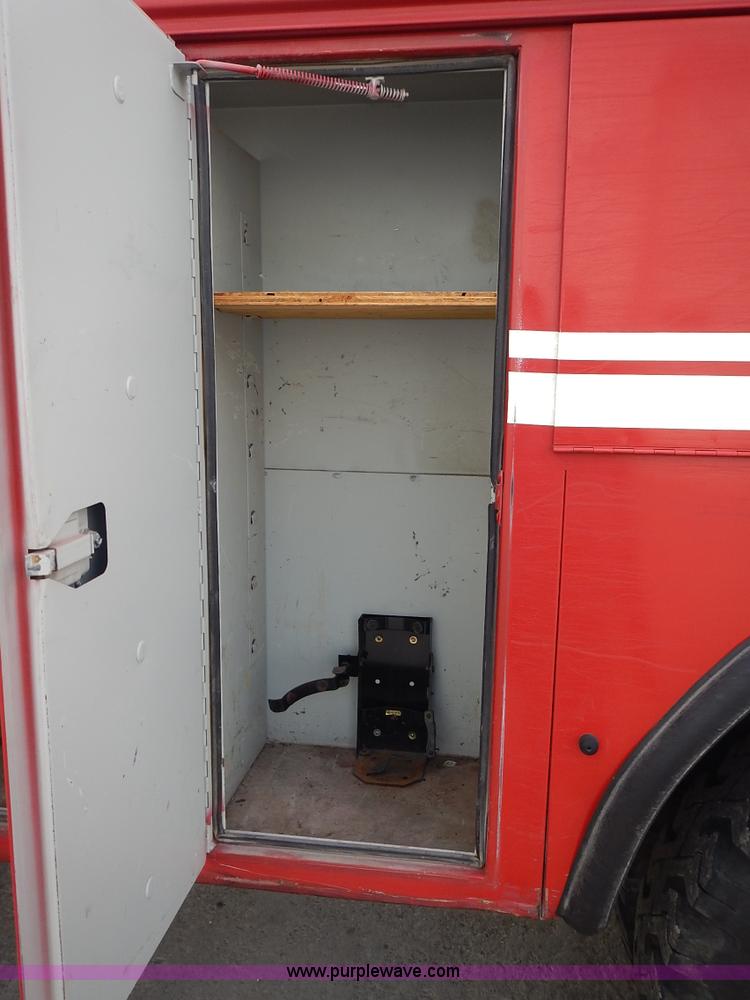 image for item L3553 1979 Ford F600 fire truck