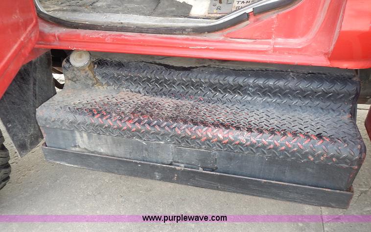 image for item L3553 1979 Ford F600 fire truck