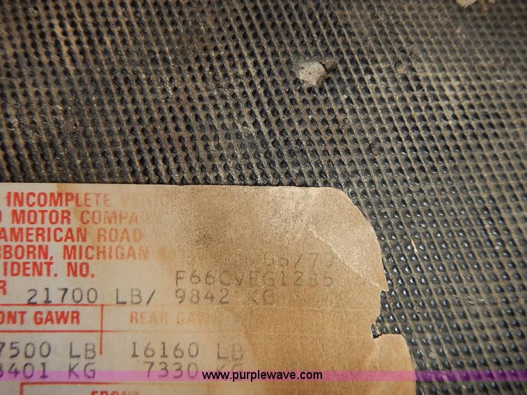 image for item L3553 1979 Ford F600 fire truck