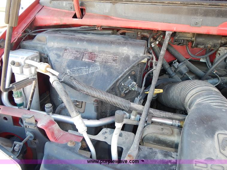 image for item L3554 2000 Dodge Ram Wagon van