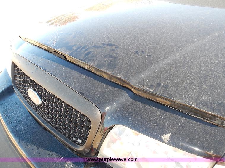 image for item L3558 2009 Ford Crown Victoria Police Interceptor