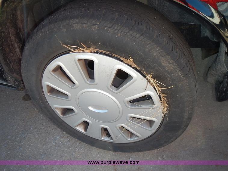 image for item L3558 2009 Ford Crown Victoria Police Interceptor