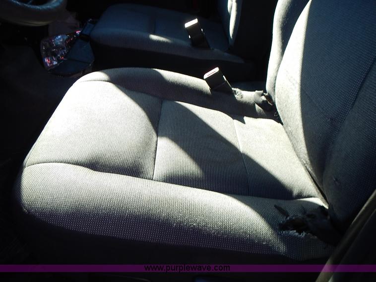 image for item L3559 2007 Ford Crown Victoria Police Interceptor