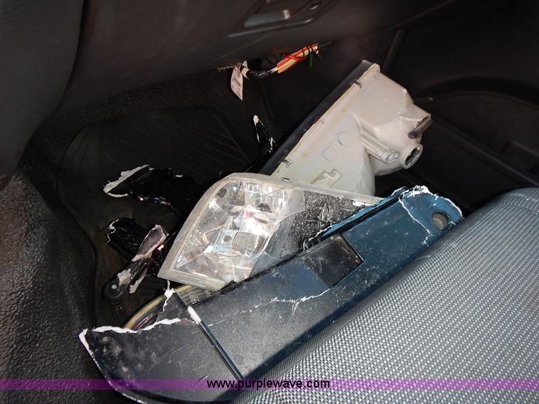 image for item L3559 2007 Ford Crown Victoria Police Interceptor