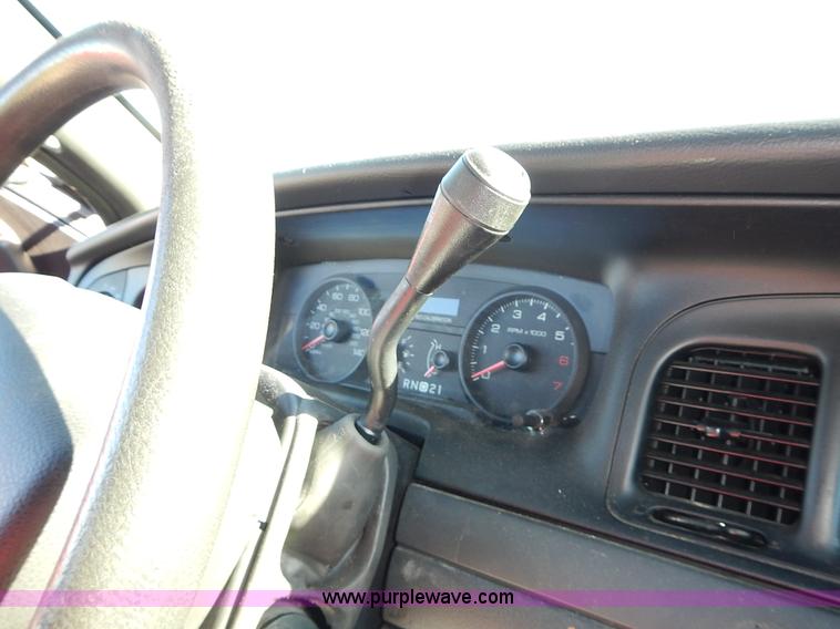 image for item L3559 2007 Ford Crown Victoria Police Interceptor