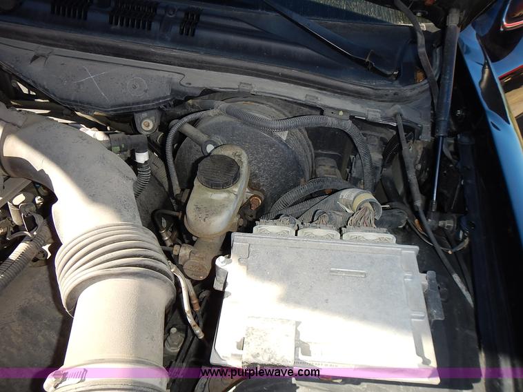 image for item L3559 2007 Ford Crown Victoria Police Interceptor