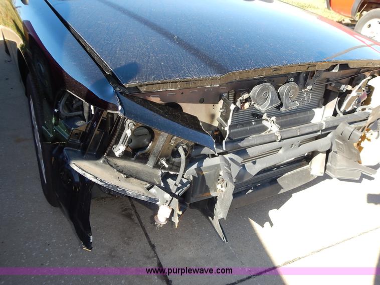 image for item L3559 2007 Ford Crown Victoria Police Interceptor