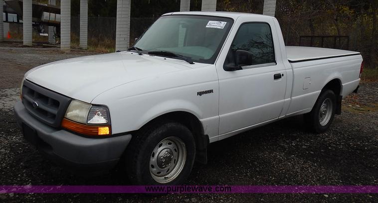 image for item L3567 2000 Ford Ranger pickup truck