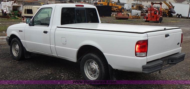image for item L3567 2000 Ford Ranger pickup truck