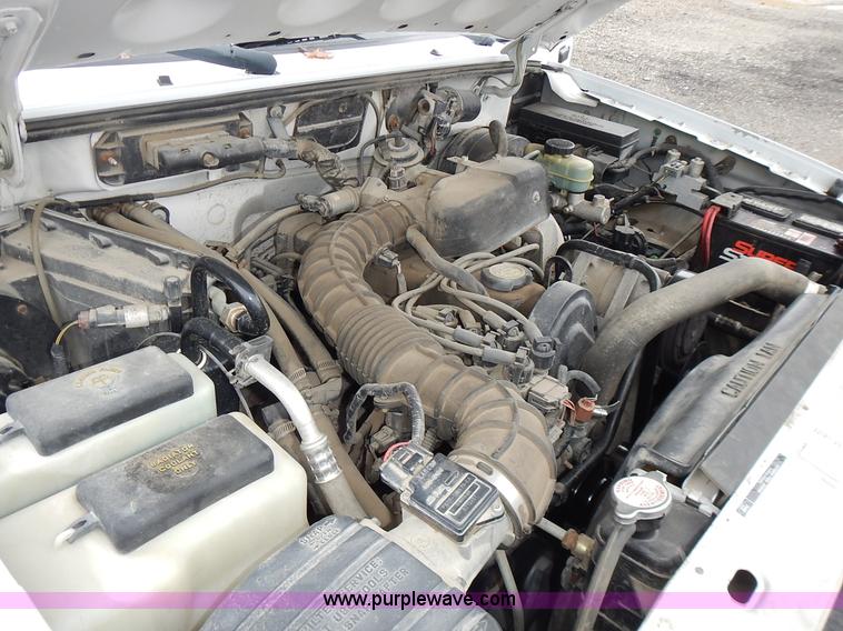 image for item L3567 2000 Ford Ranger pickup truck