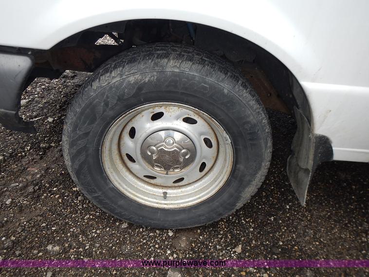 image for item L3567 2000 Ford Ranger pickup truck