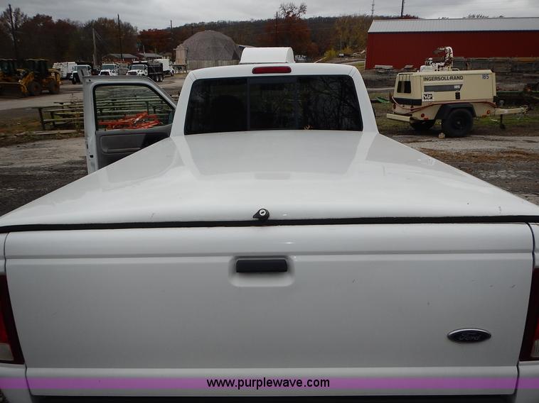 image for item L3567 2000 Ford Ranger pickup truck