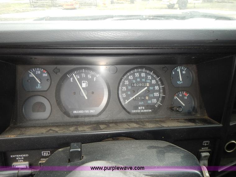 image for item L3568 1996 Jeep Cherokee Sport SUV