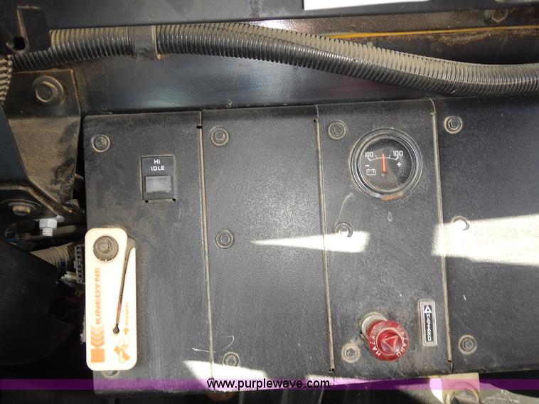 image for item L3570 2000 Chevrolet Bluebird school bus