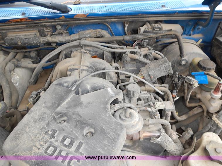 image for item L3571 2001 Ford Ranger Edge SuperCab pickup truck