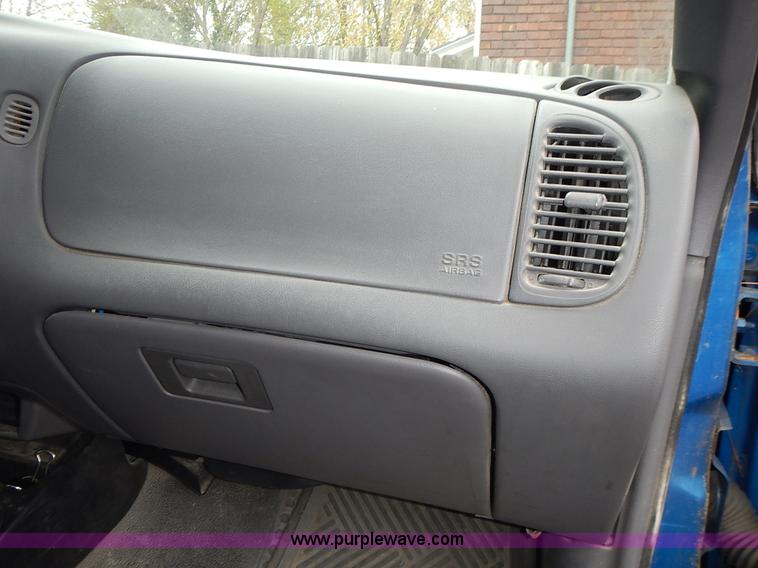 image for item L3571 2001 Ford Ranger Edge SuperCab pickup truck