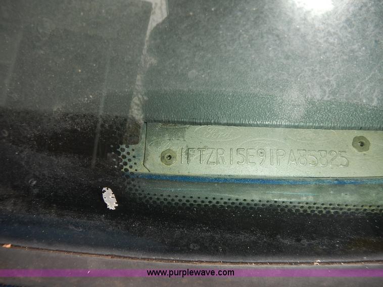 image for item L3571 2001 Ford Ranger Edge SuperCab pickup truck