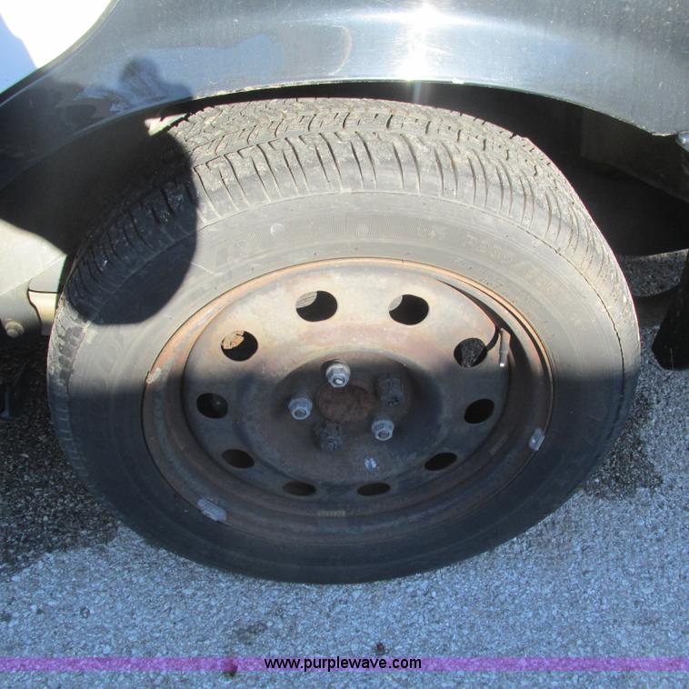 image for item L5320 2007 Ford Crown Victoria Police Interceptor