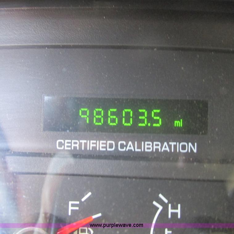 image for item L5320 2007 Ford Crown Victoria Police Interceptor