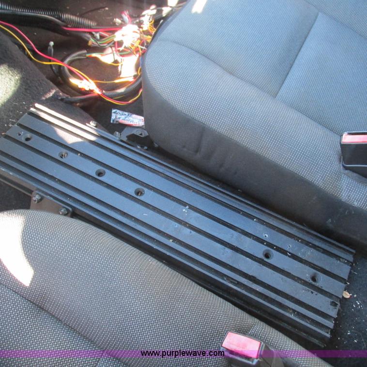 image for item L5320 2007 Ford Crown Victoria Police Interceptor