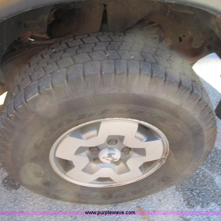 image for item L5323 2002 Chevrolet Blazer LS SUV