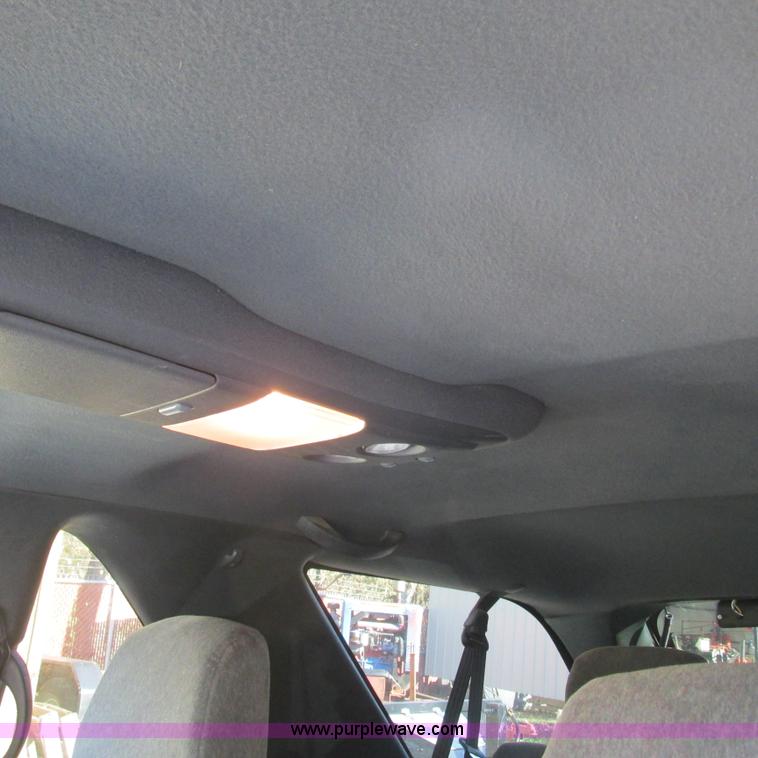 image for item L5323 2002 Chevrolet Blazer LS SUV