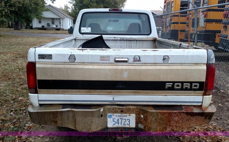 image for item L6000 1995 Ford F250 HD XLT SuperCab pickup truck
