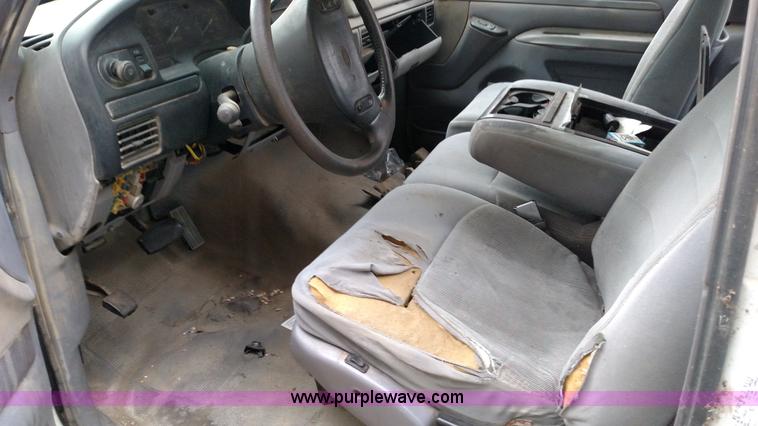 image for item L6000 1995 Ford F250 HD XLT SuperCab pickup truck