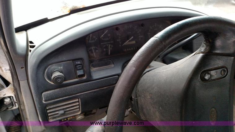 image for item L6000 1995 Ford F250 HD XLT SuperCab pickup truck