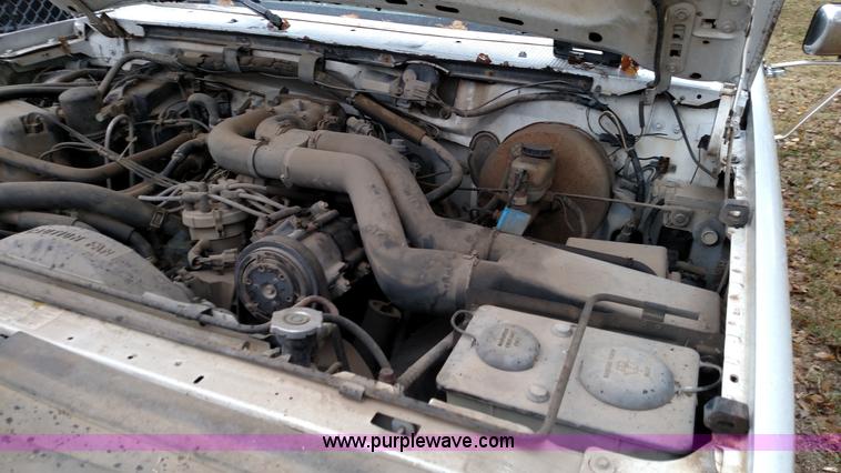 image for item L6000 1995 Ford F250 HD XLT SuperCab pickup truck