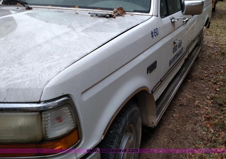 image for item L6000 1995 Ford F250 HD XLT SuperCab pickup truck