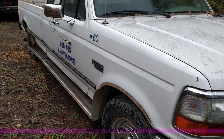 image for item L6000 1995 Ford F250 HD XLT SuperCab pickup truck