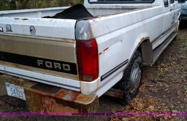 image for item L6000 1995 Ford F250 HD XLT SuperCab pickup truck