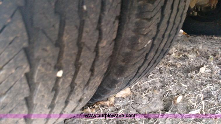 image for item L6001 1993 GMC Vandura G3500 bus