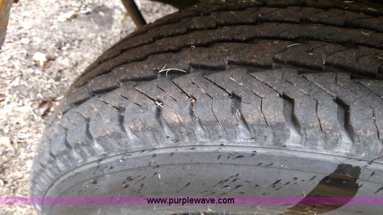 image for item L6001 1993 GMC Vandura G3500 bus