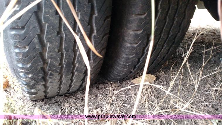 image for item L6001 1993 GMC Vandura G3500 bus