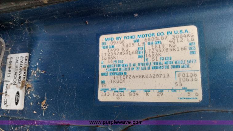 image for item L6002 1989 Ford F250 pickup truck