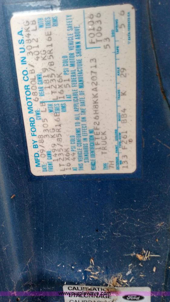 image for item L6002 1989 Ford F250 pickup truck