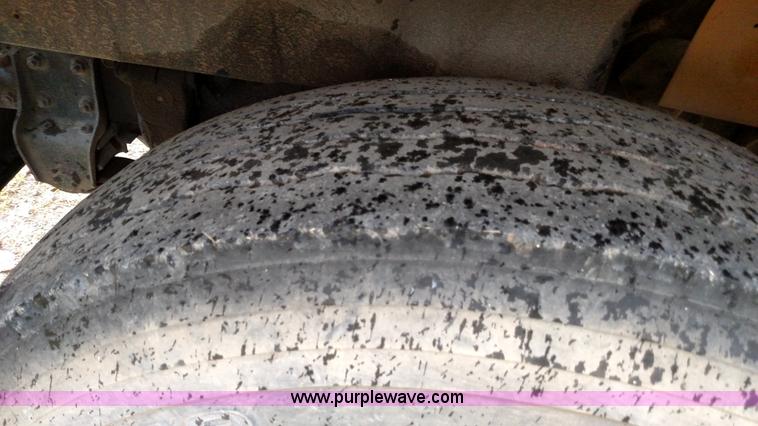 image for item L6003 1992 International 3700 school bus