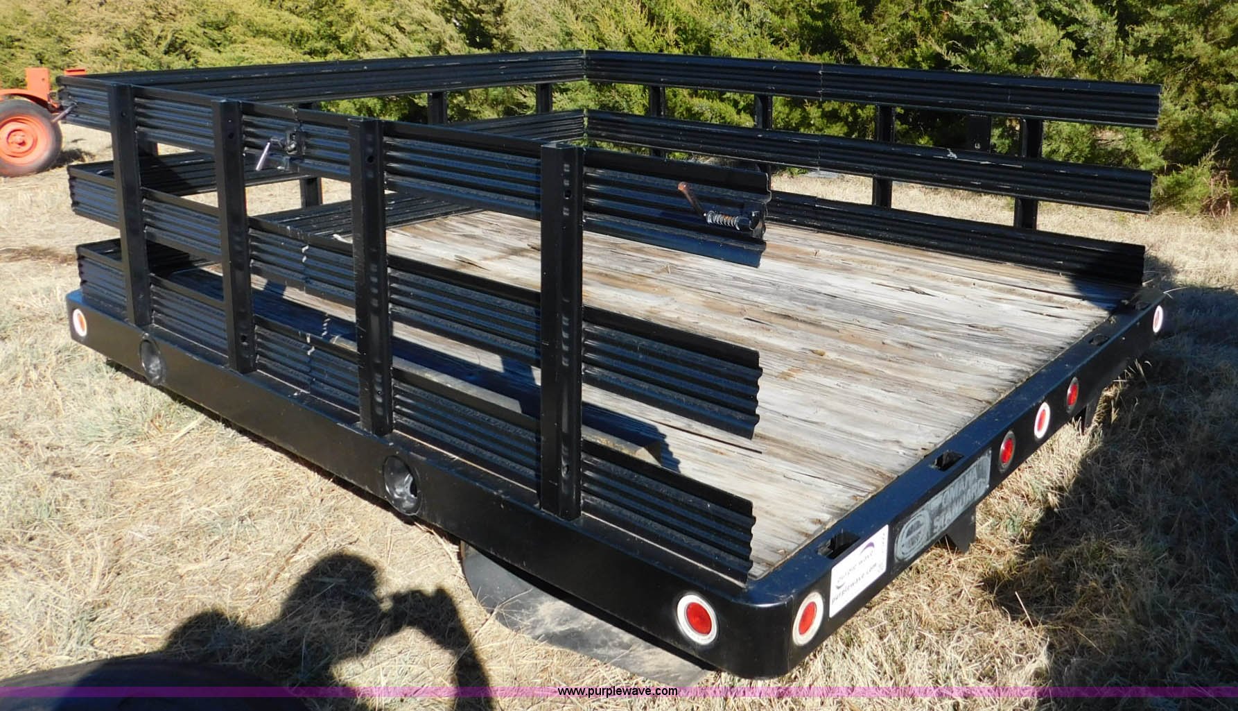 Omaha Standard flatbed pickup truck bed in Lincoln, KS Item J5222