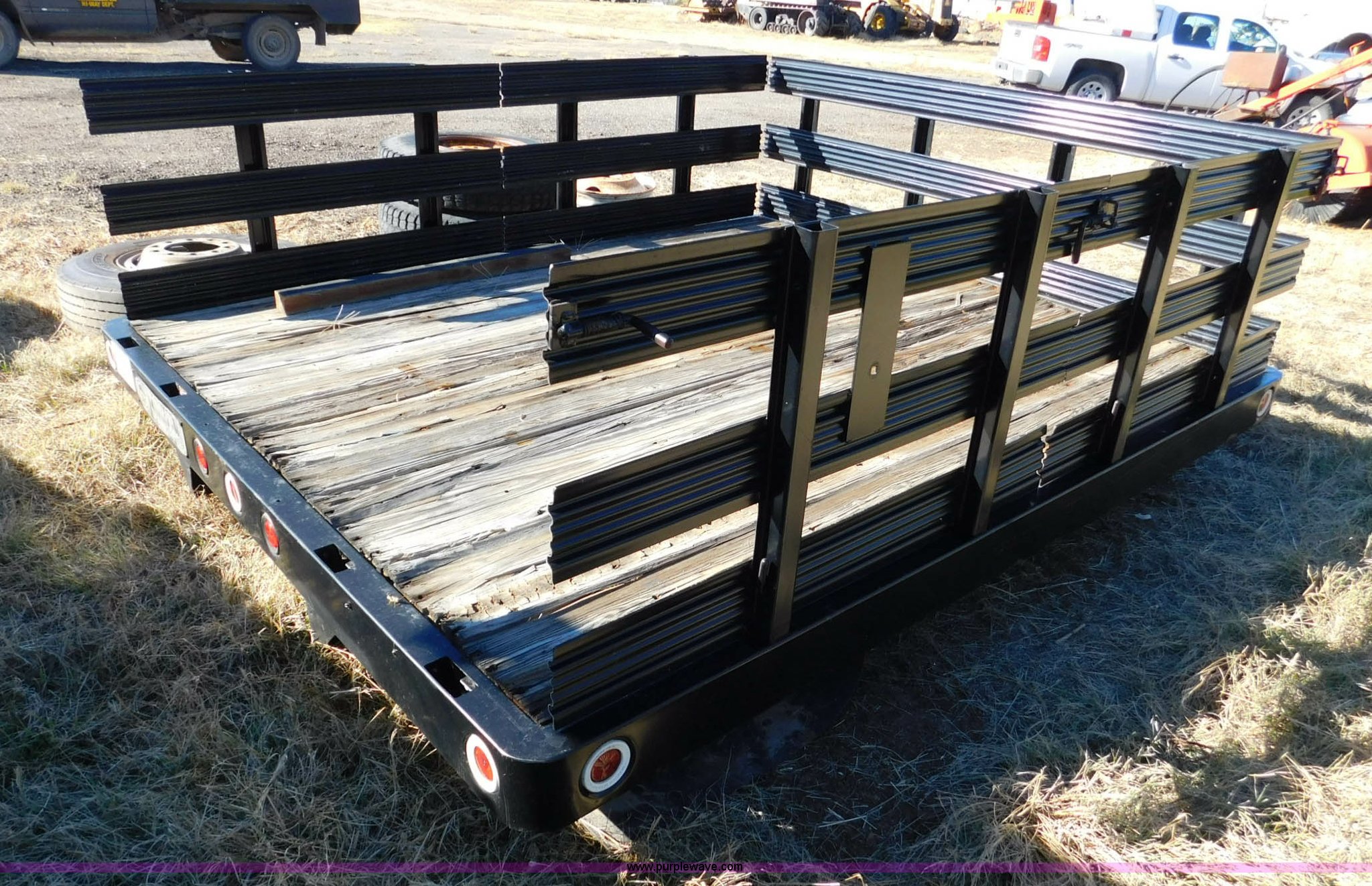 Omaha Standard flatbed pickup truck bed in Lincoln, KS Item J5222