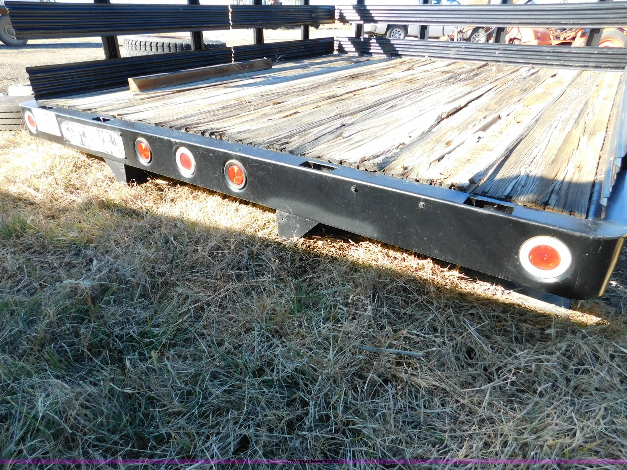 Omaha Standard flatbed pickup truck bed in Lincoln, KS Item J5222