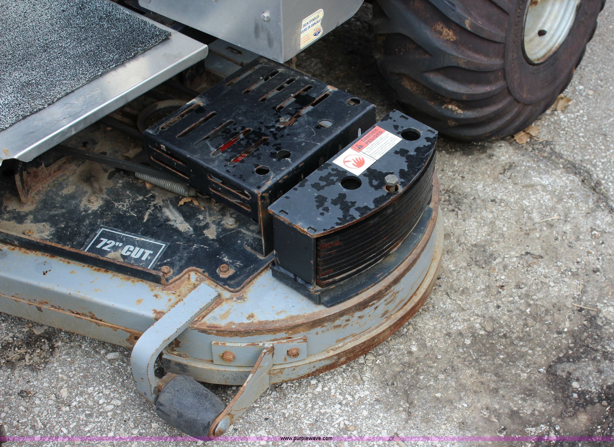 Dixie Chopper XXWD3500 ZTR lawn mower in Lenexa, KS Item L2420 sold